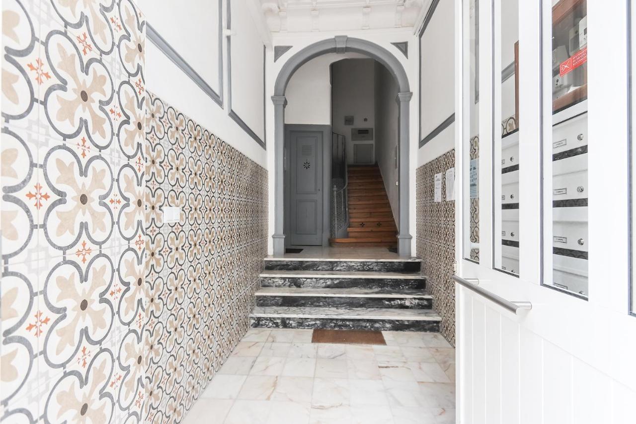 Vita Portucale ! Lisbon Design Apartment With Terrace Экстерьер фото